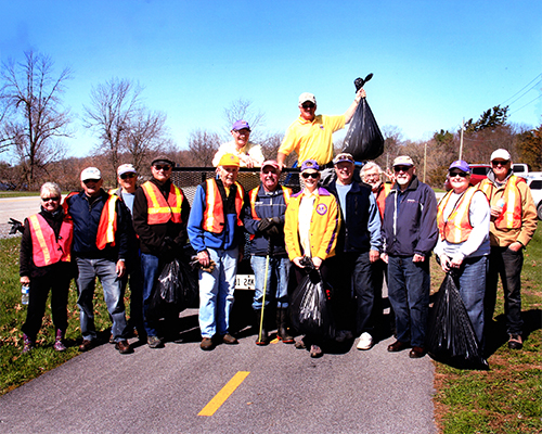 Road Side Cleanup picture taken by Susan Tunnicliffe